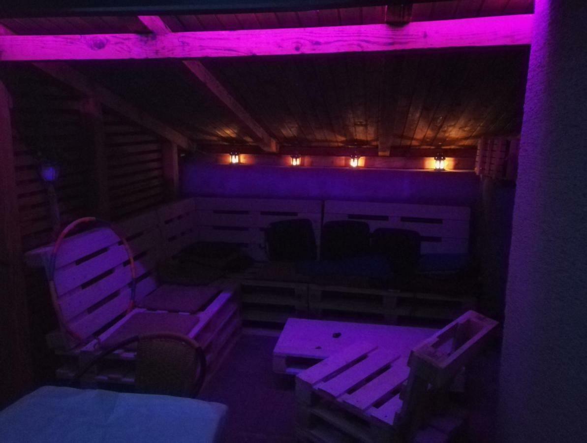 Apartmani Lovro Ogulin Bagian luar foto